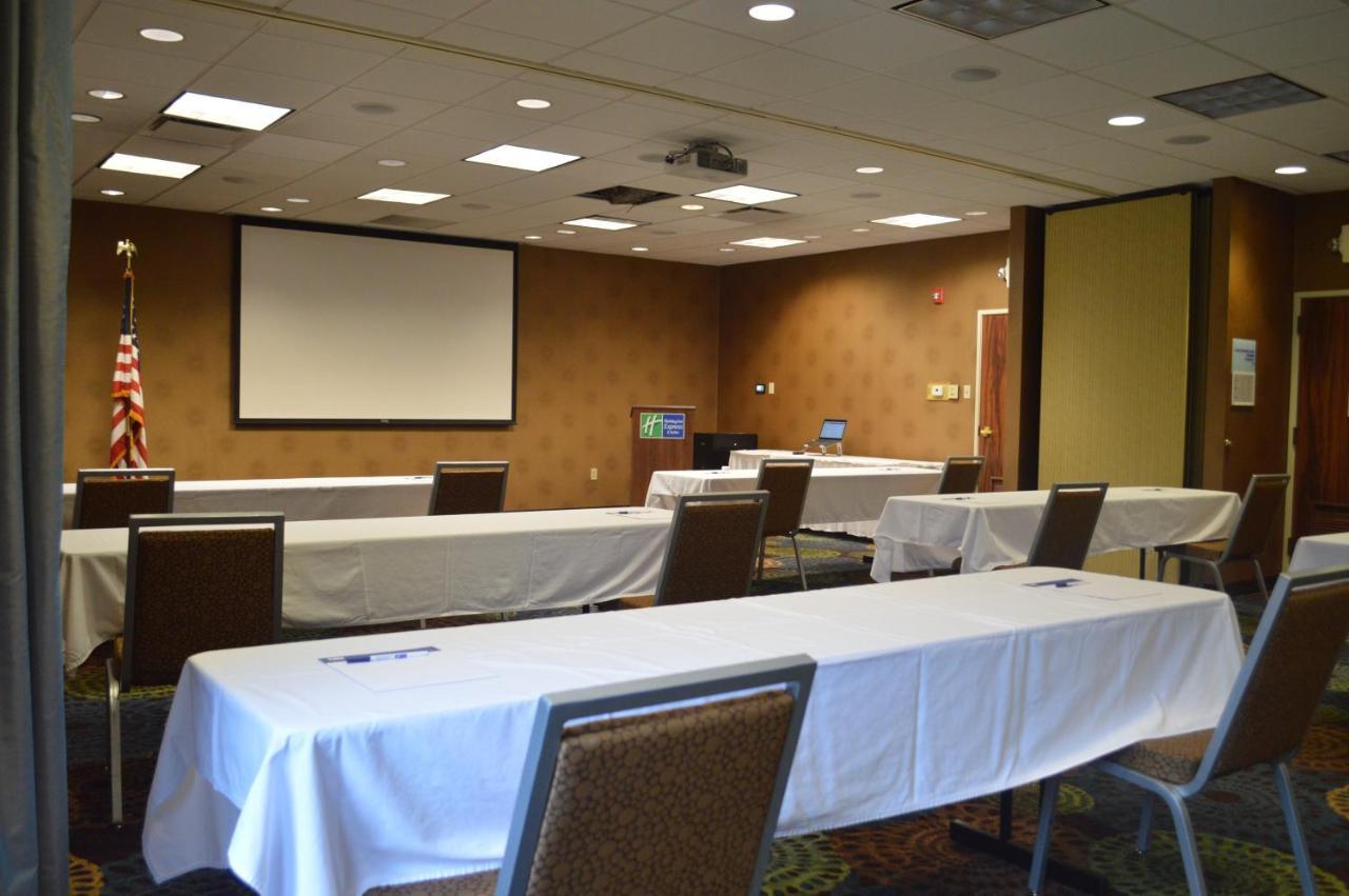 Holiday Inn Express Hotel & Suites Pittsburgh Airport By Ihg Robinson Township Εξωτερικό φωτογραφία