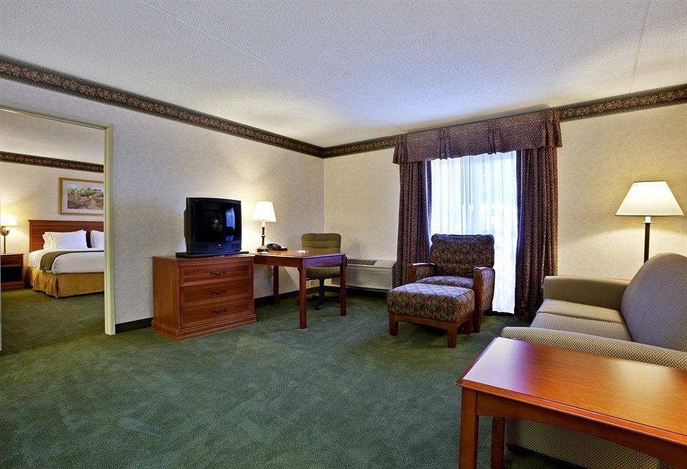 Holiday Inn Express Hotel & Suites Pittsburgh Airport By Ihg Robinson Township Δωμάτιο φωτογραφία