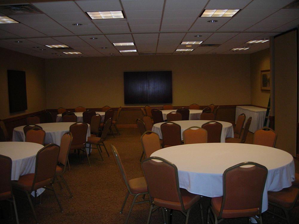 Holiday Inn Express Hotel & Suites Pittsburgh Airport By Ihg Robinson Township Ανέσεις φωτογραφία
