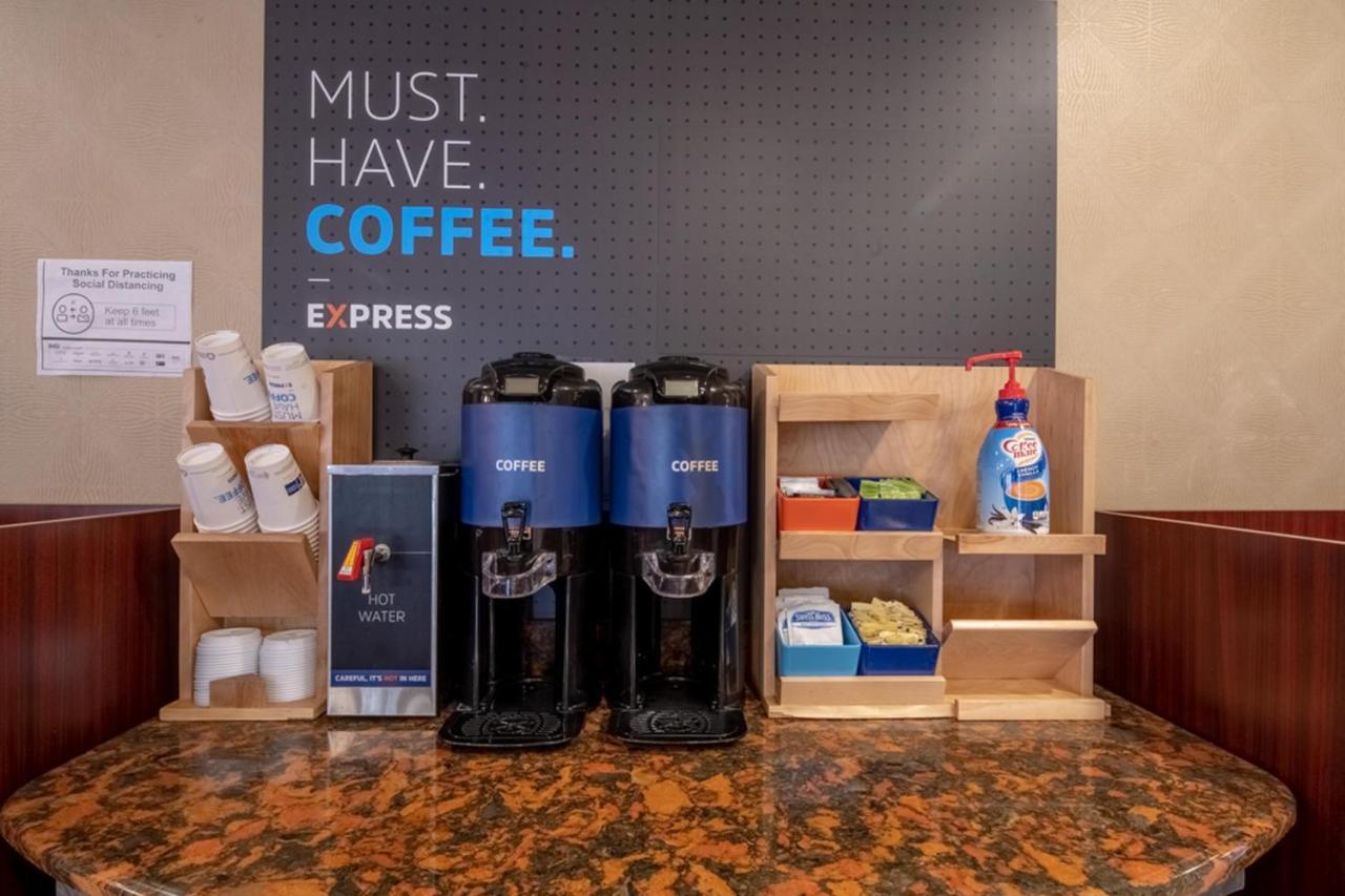 Holiday Inn Express Hotel & Suites Pittsburgh Airport By Ihg Robinson Township Εξωτερικό φωτογραφία
