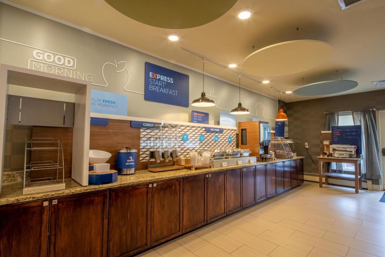 Holiday Inn Express Hotel & Suites Pittsburgh Airport By Ihg Robinson Township Εξωτερικό φωτογραφία