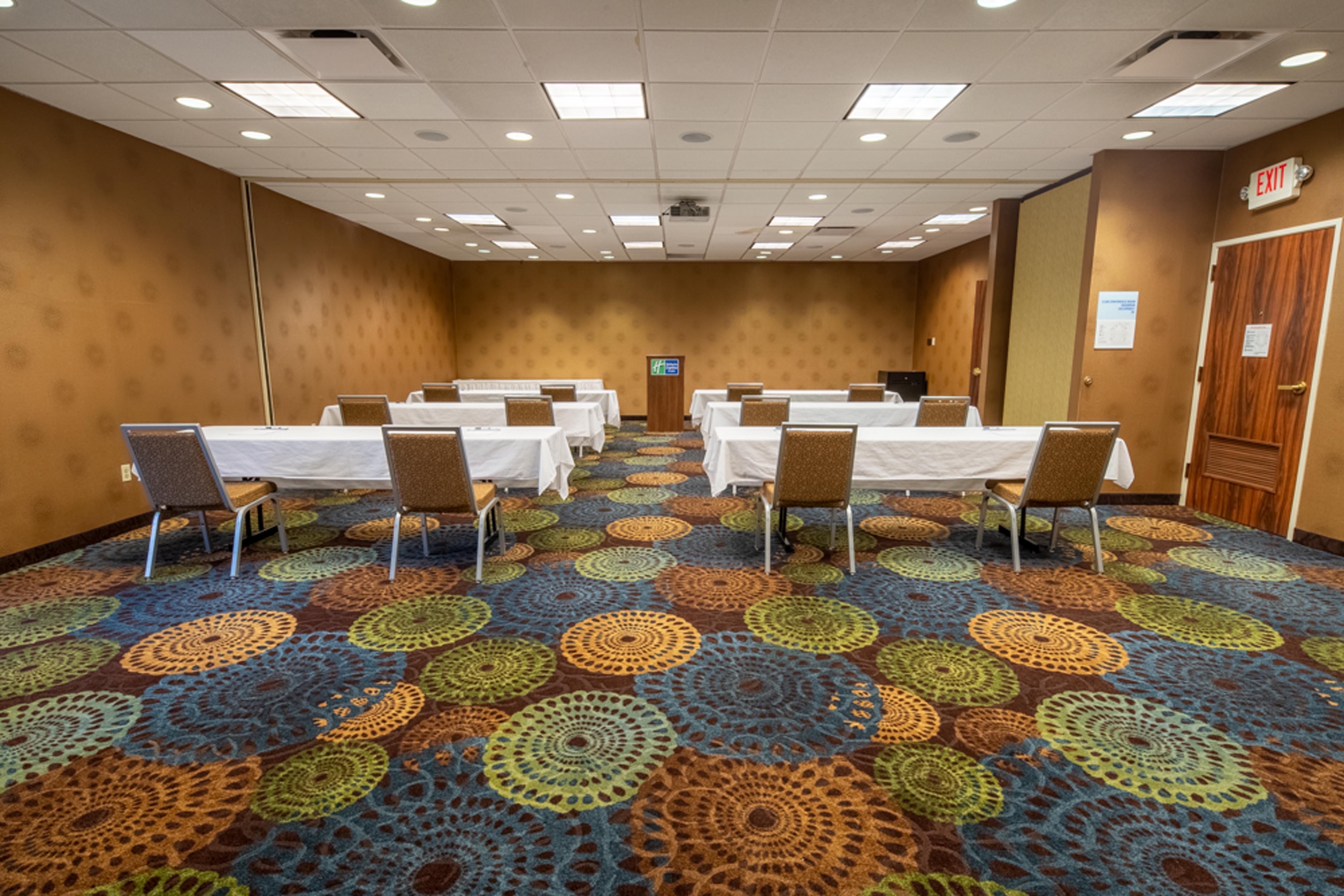 Holiday Inn Express Hotel & Suites Pittsburgh Airport By Ihg Robinson Township Εξωτερικό φωτογραφία