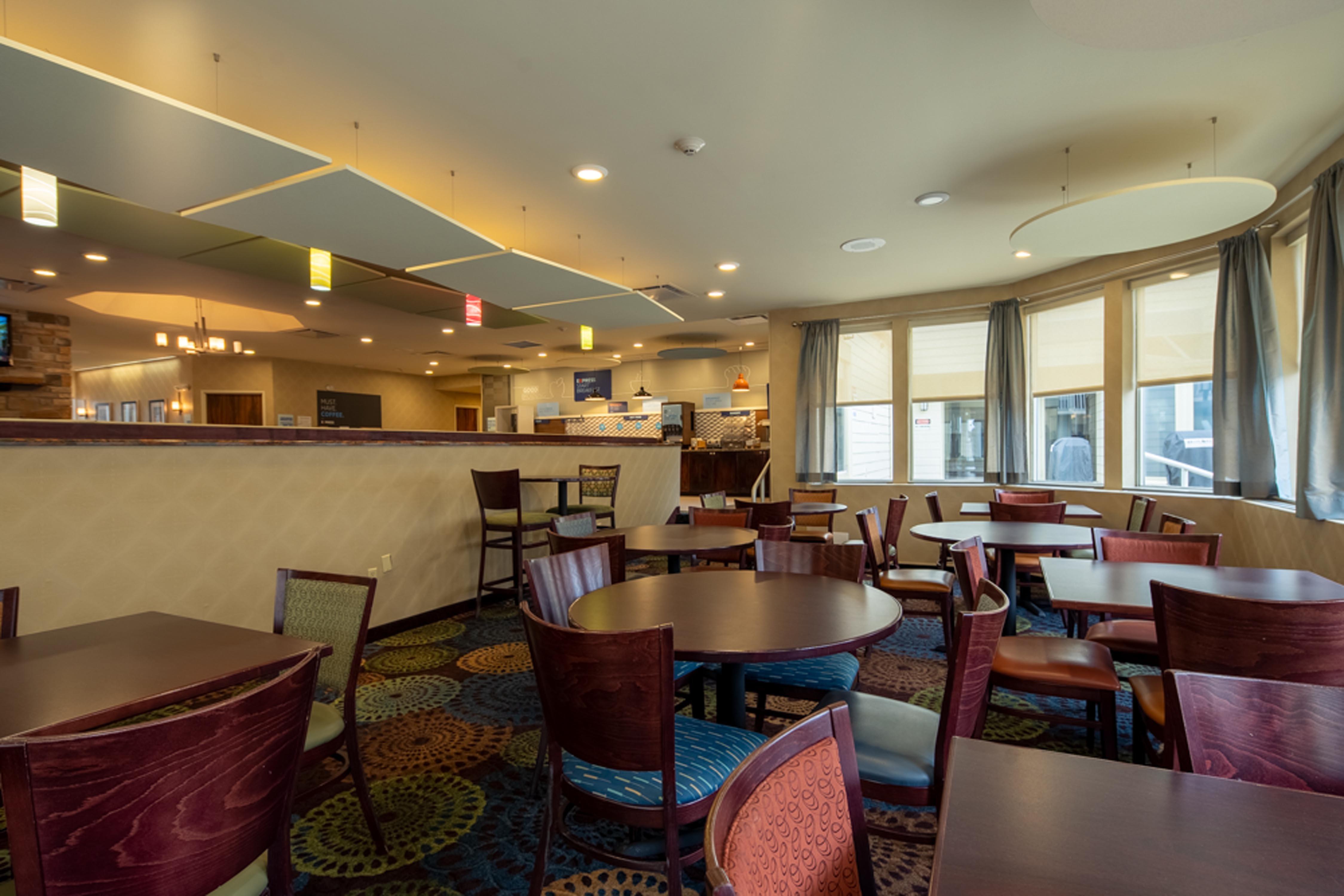 Holiday Inn Express Hotel & Suites Pittsburgh Airport By Ihg Robinson Township Εξωτερικό φωτογραφία